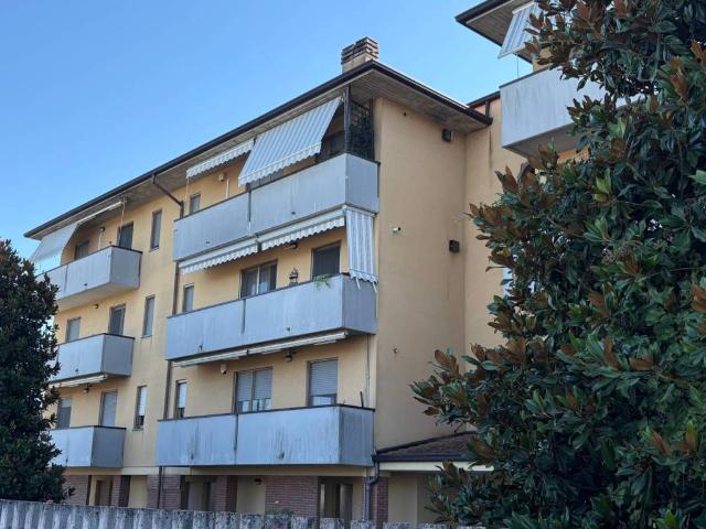 Appartamento in affitto a Casorate Primo PV