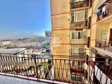 Appartamento in affitto a Casoria via via nazionale delle puglie, 130, arredato, centrale, balcone TrovaCasa