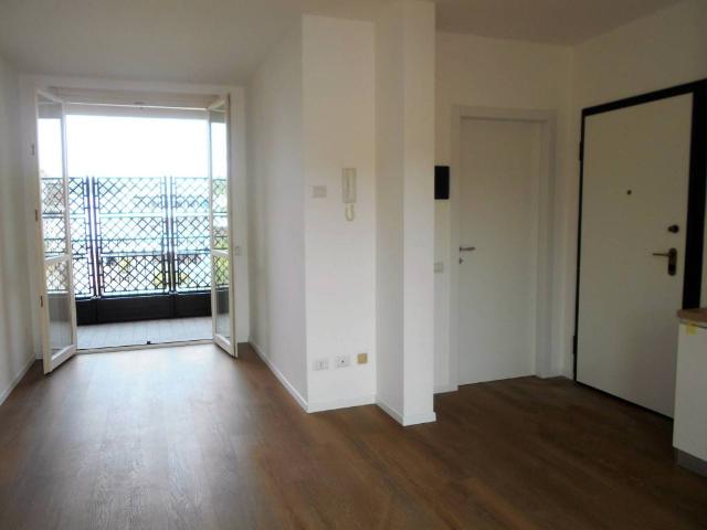 Appartamento in affitto a Casatenovo LC