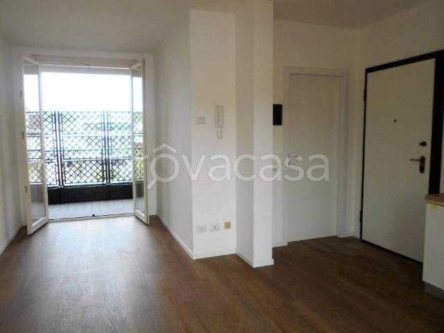 Appartamento in affitto a Casatenovo via Chioso, 5, arredato, box, balcone TrovaCasa
