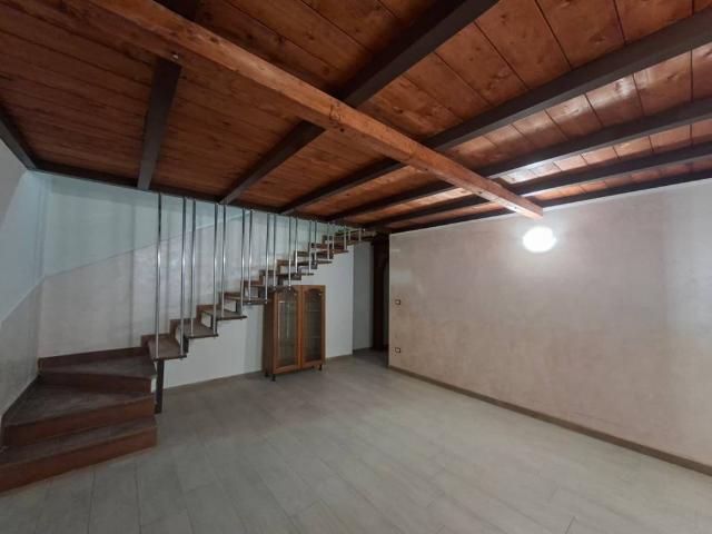 Appartamento in affitto a Casagiove CE