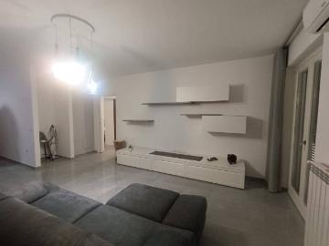 Appartamento in affitto a Casagiove CE