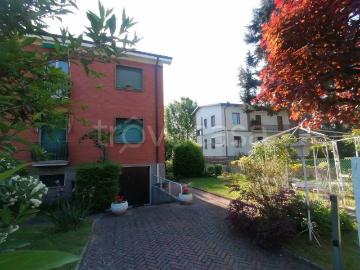 Appartamento in affitto a Casalecchio di Reno via Leonardo da Vinci, arredato, giardino privato, terrazzo TrovaCasa