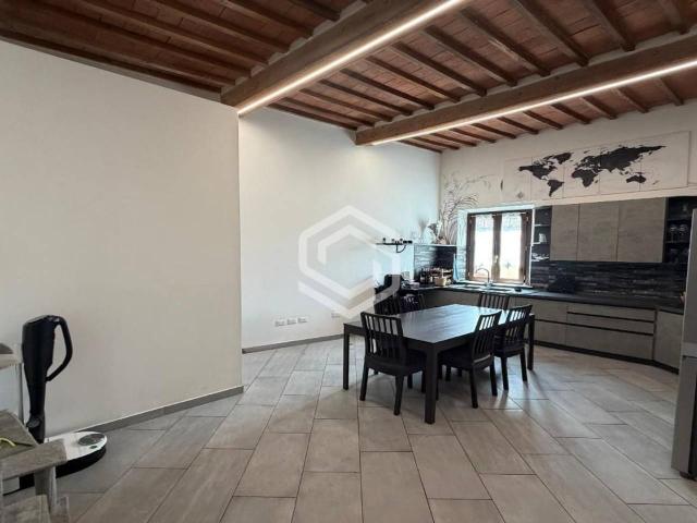 Appartamento in affitto a Cascina