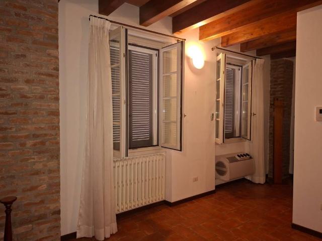 Appartamento in affitto a Casei Gerola PV