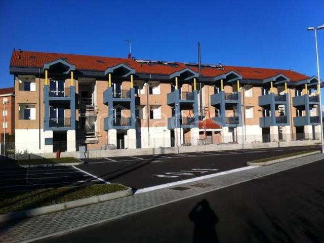 Appartamento in affitto a Caselle Torinese via dei Cuccioli, 29, non arredato/vuoto, posto auto, terrazzo TrovaCasa