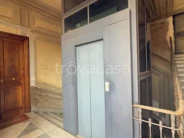 Appartamento in affitto a Caserta corso Trieste, 63, posto auto, terrazzo, immobile di prestigio TrovaCasa