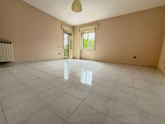 Appartamento in affitto a Caserta CE