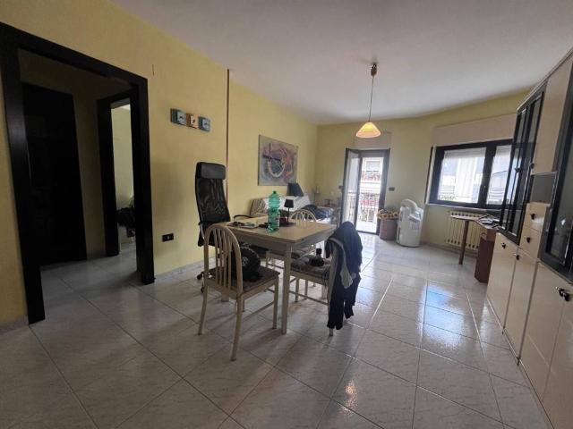 Appartamento in affitto a Caserta CE