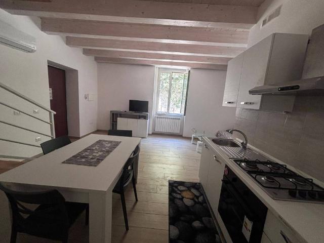 Appartamento in affitto a Caserta CE