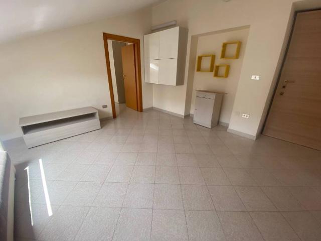 Appartamento in affitto a Caserta CE