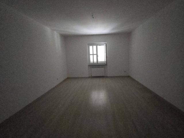 Appartamento in affitto a Caserta CE