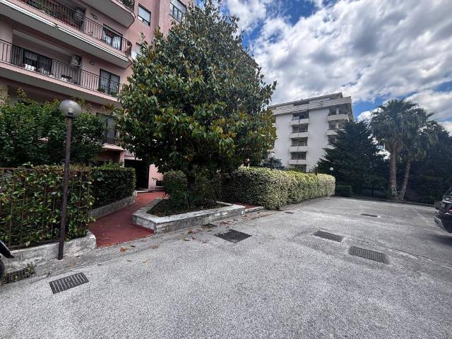 Appartamento in affitto a Caserta CE