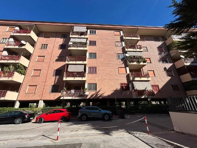 Appartamento in affitto a Caserta CE