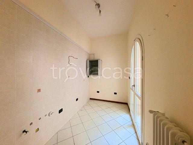 Appartamento in affitto a Caserta via mazzini via maielli, box, balcone, ripostiglio TrovaCasa