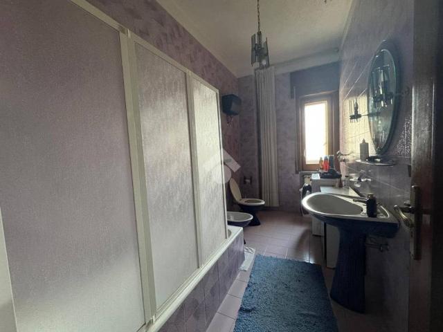 Appartamento in affitto a Caserta via Ferrarecce, 127, arredato, ascensore TrovaCasa