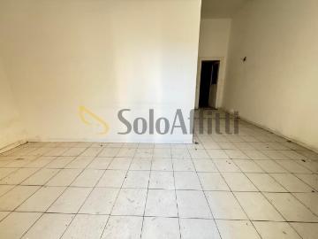 Appartamento in affitto a Caserta via San Donato, 28, non arredato/vuoto, posto auto, riscaldamento autonomo TrovaCasa