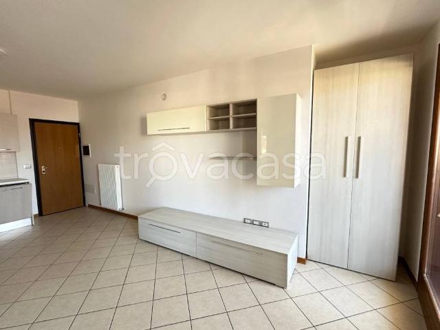 Appartamento in affitto a Cassola viale San Giuseppe, arredato, box, terrazzo TrovaCasa