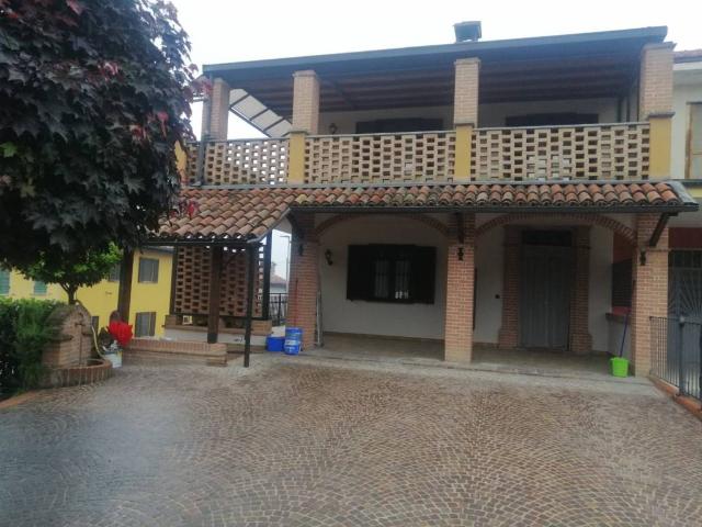 Appartamento in affitto a Castagnito CN