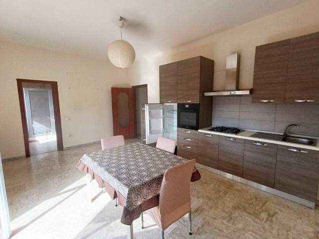 Appartamento in affitto a Castel Volturno CE