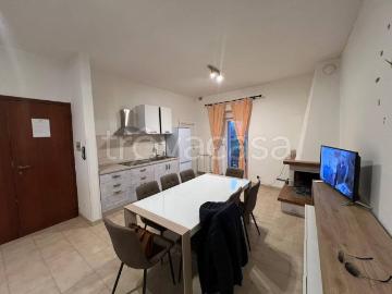 Appartamento in affitto a Castel di Sangro via Aufidenate, 8, arredato, caminetto, ristrutturato TrovaCasa