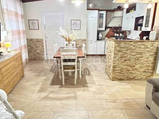 Appartamento in affitto a Casteldaccia via Allò, non arredato/vuoto, video citofono, lavanderia TrovaCasa