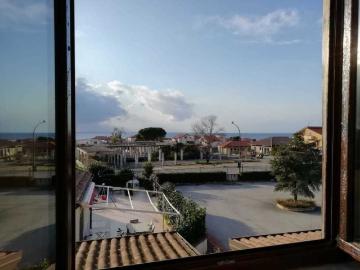 Appartamento in affitto a Castellabate piazza Mondelli, arredato, riscaldamento autonomo, vista mare TrovaCasa
