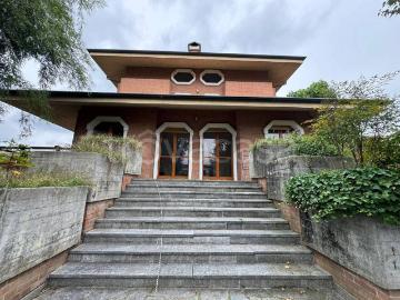 Appartamento in affitto a Castellamonte via Roma, 16, non arredato/vuoto, giardino, ingresso indipendente TrovaCasa