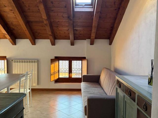 Appartamento in affitto a Castello di Brianza LC