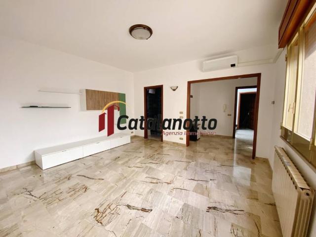 Appartamento in affitto a Castelvetrano TP