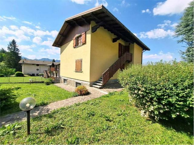 Appartamento in affitto a Castione della Presolana BG