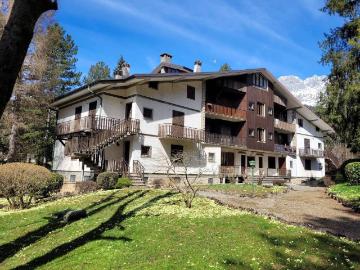 Appartamento in affitto a Castione della Presolana BG
