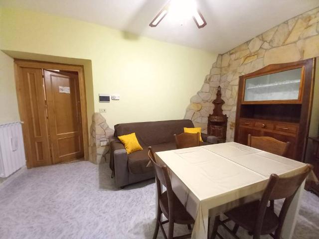 Appartamento in affitto a Capodimonte VT