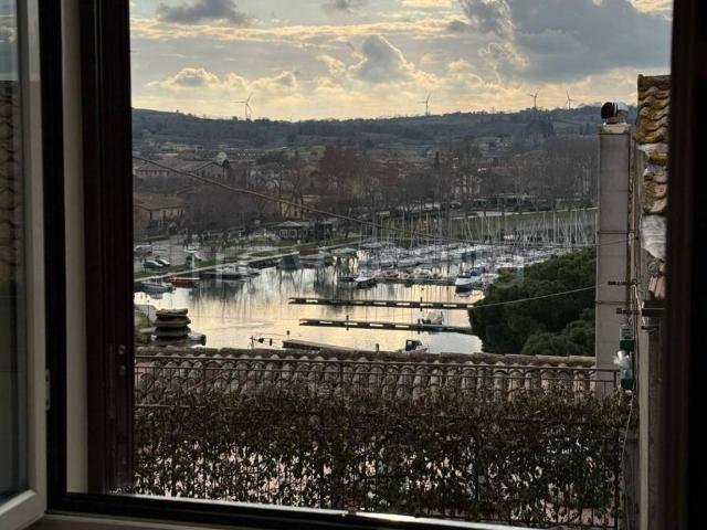 Appartamento in affitto a Capodimonte via dell'Orologio, arredato, riscaldamento autonomo, ristrutturato TrovaCasa