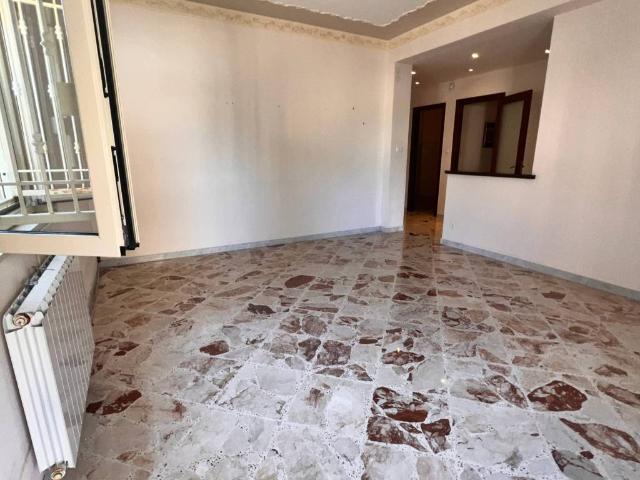 Appartamento in affitto a Capaci PA
