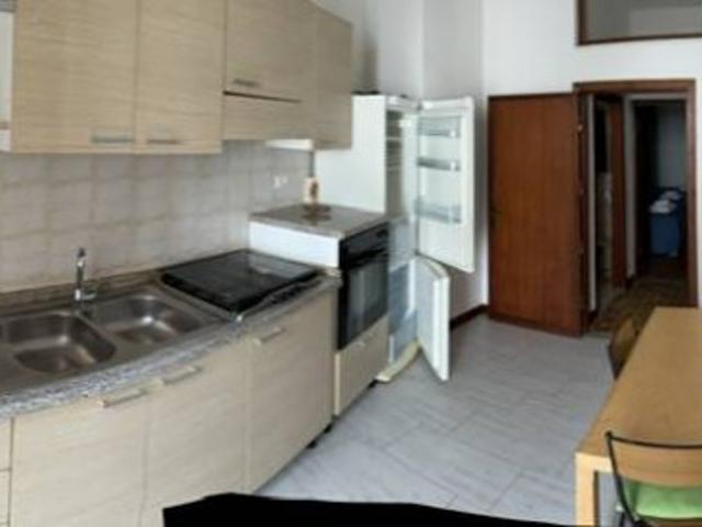 appartamento in affitto a capraia e limite