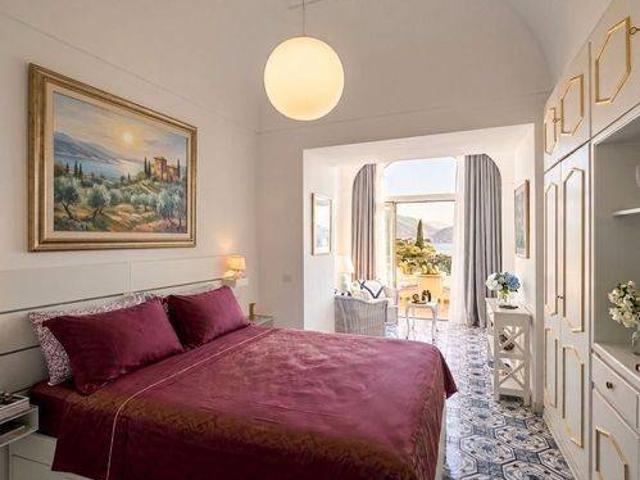 Appartamento in affitto a Capri NA