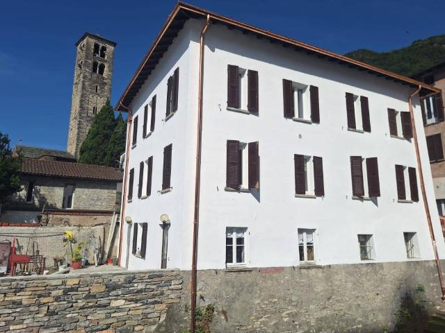 Appartamento in affitto a Carate Urio CO