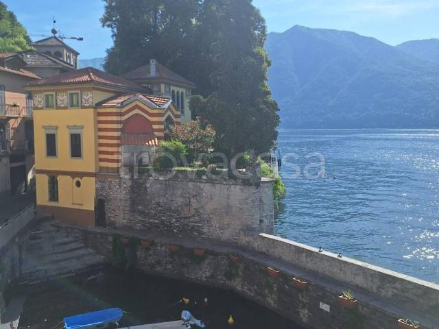 Appartamento in affitto a Carate Urio via Regina, 22, arredato, riscaldamento autonomo, vista lago TrovaCasa