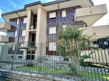 Appartamento in affitto a Carate Brianza MB