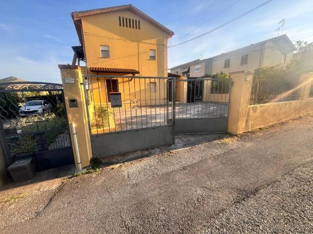 Appartamento in affitto a Carbonia CI