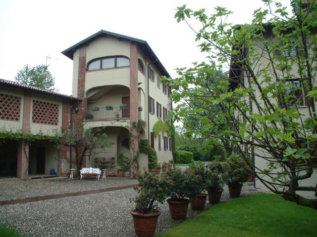 Appartamento in affitto a Carimate CO