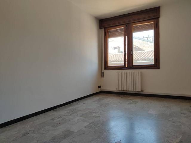 Appartamento in affitto a Carpi via Aldo Manuzio, 5, riscaldamento autonomo, parzialmente arredato, centrale TrovaCasa