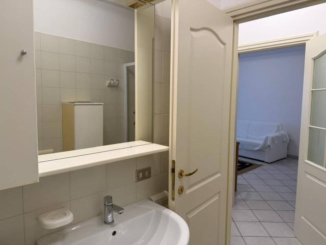 Appartamento in affitto a Carrara