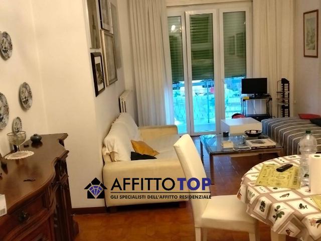 Appartamento in Affitto a Carrara