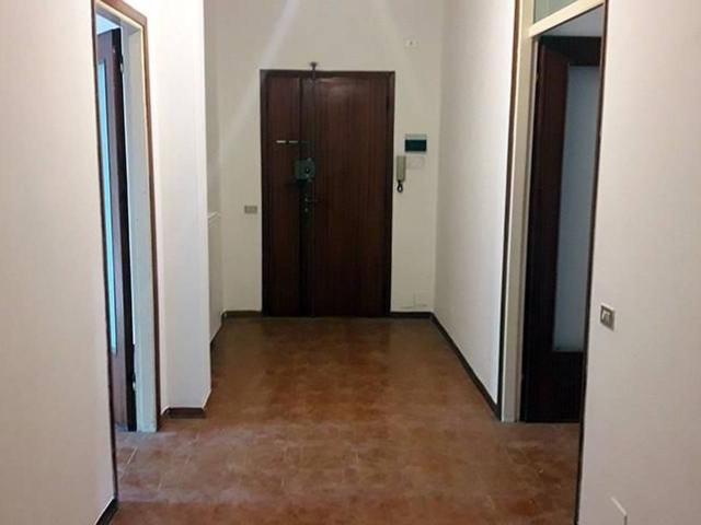 Appartamento in affitto a Carrara