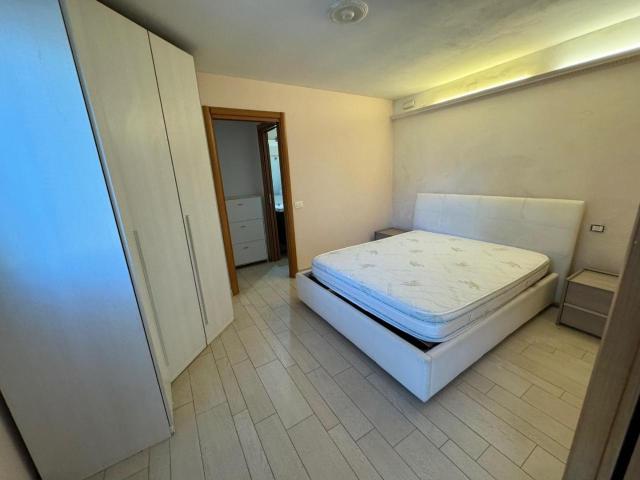 Appartamento in affitto a Carrara