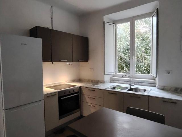 Appartamento in affitto a Carrara