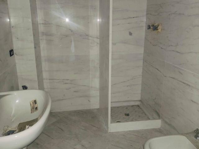 Appartamento in affitto a Carrara