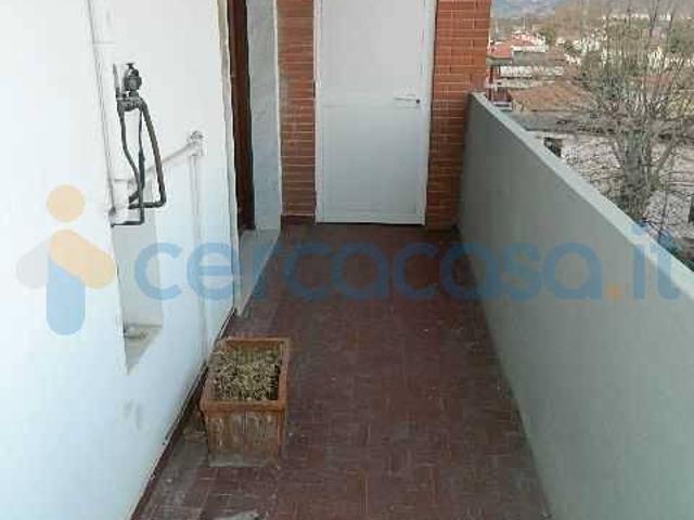 Appartamento in affitto a Carrara